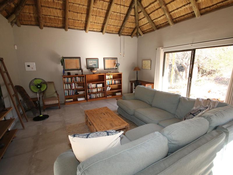 Fantastic river property, located on the banks of the Olifants River. - Photo 4