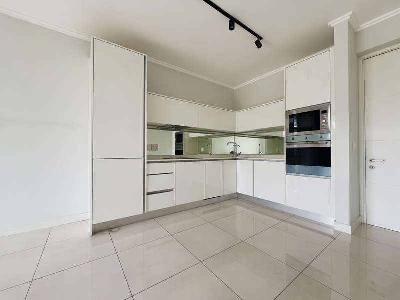 Luxury one bedroom , ground floor apartment for rent at Ellipse Waterfall - Photo 8