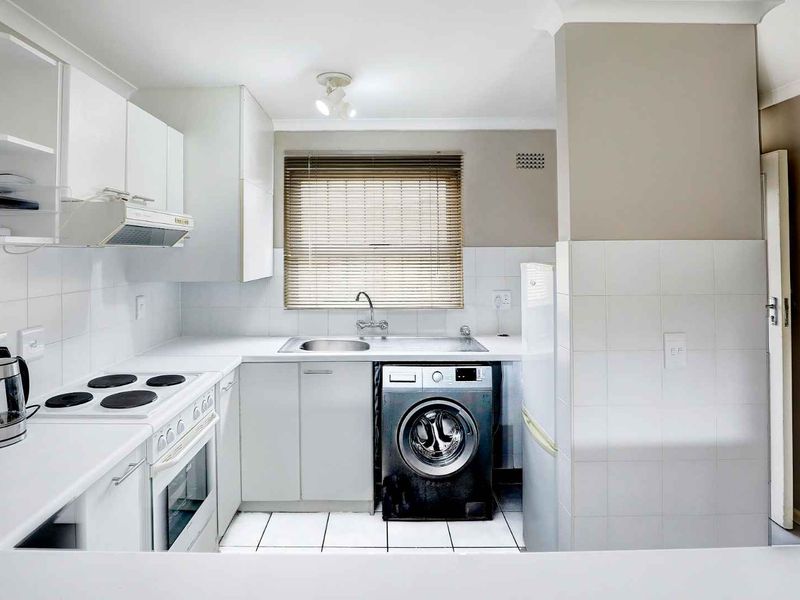 Spacious & Secure Two-Bedroom Apartment in Loevenstein - Photo 6