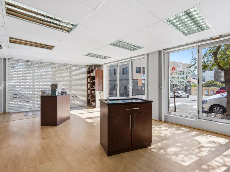 BESPOKE GARDENS SHOWROOM/RETAIL SECTION FOR SALE - Photo 3