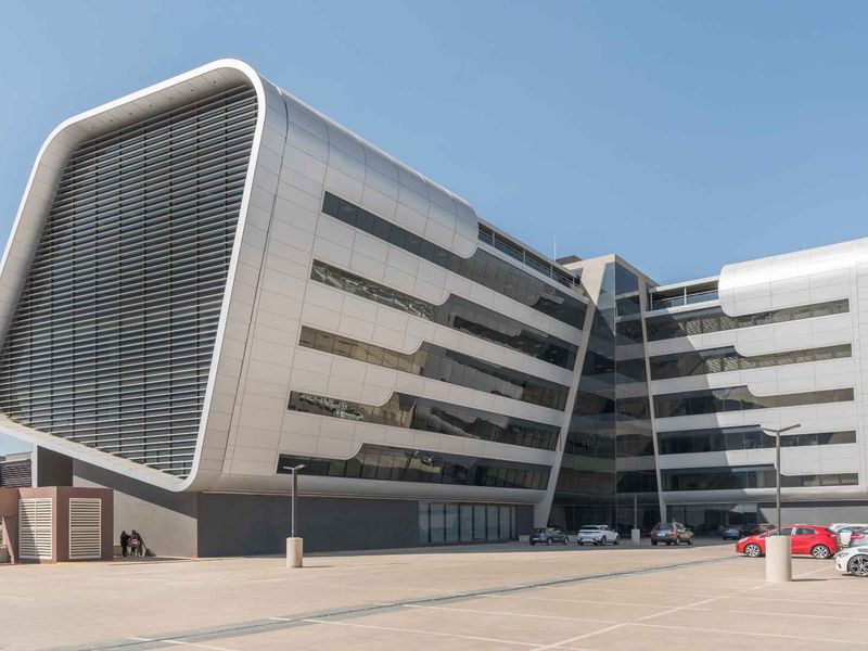 24/7 access to Serviced office space for 15 persons in SPACES Waterfall - Photo 2