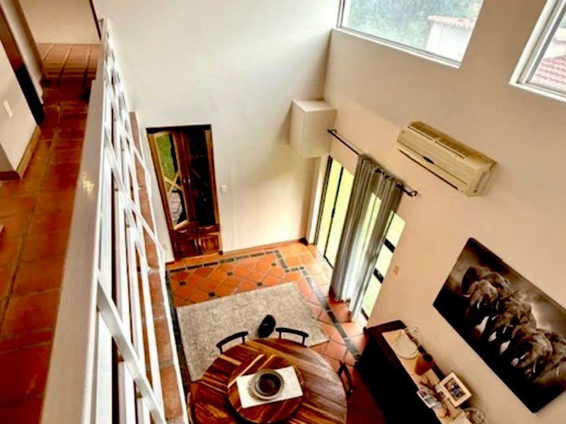 Spacious Family Home with Versatile Living & Work Spaces - Photo 6