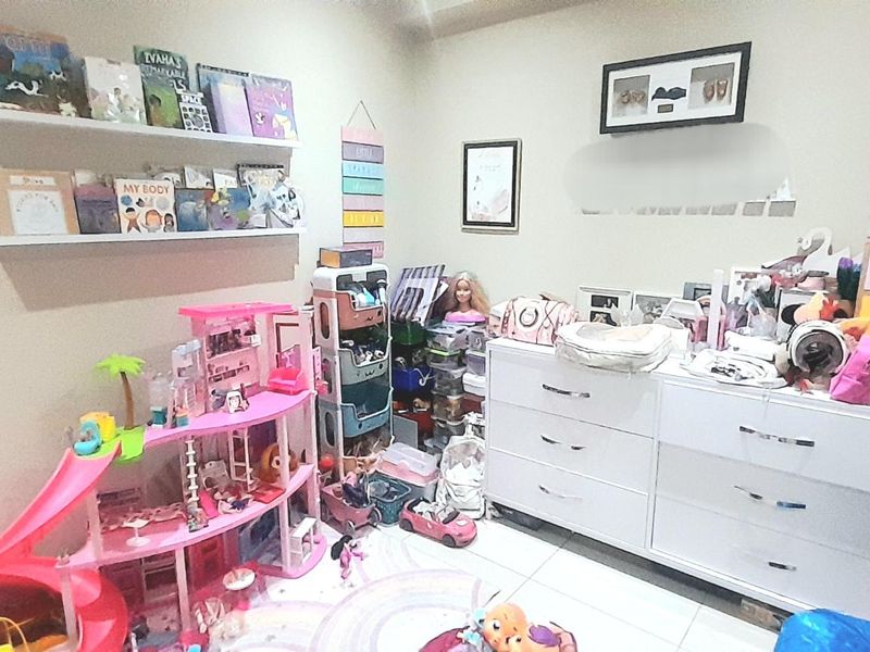 2 bedroom apartment in Umhlanga - Photo 9