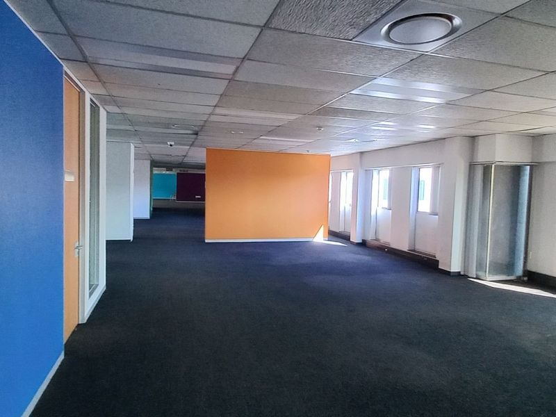 1 188m2 Bedfordview Office To Let - Photo 3