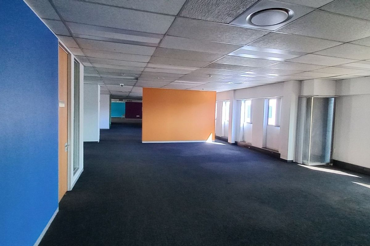 1 188m2 Bedfordview Office To Let - Photo 3