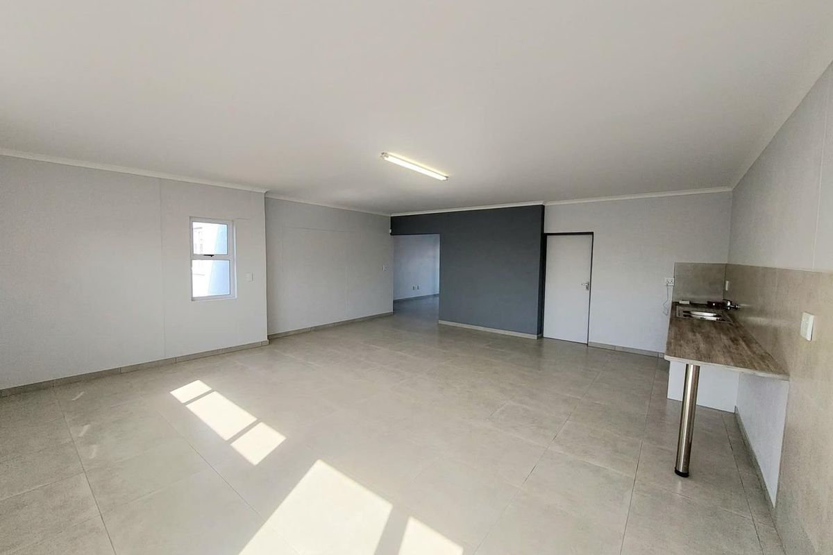 Newly Build Omdel home - Photo 5