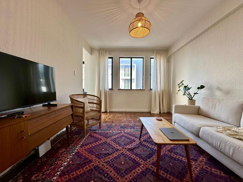 Well-Located 2-Bedroom with Ocean and Mountain Views - Photo 6