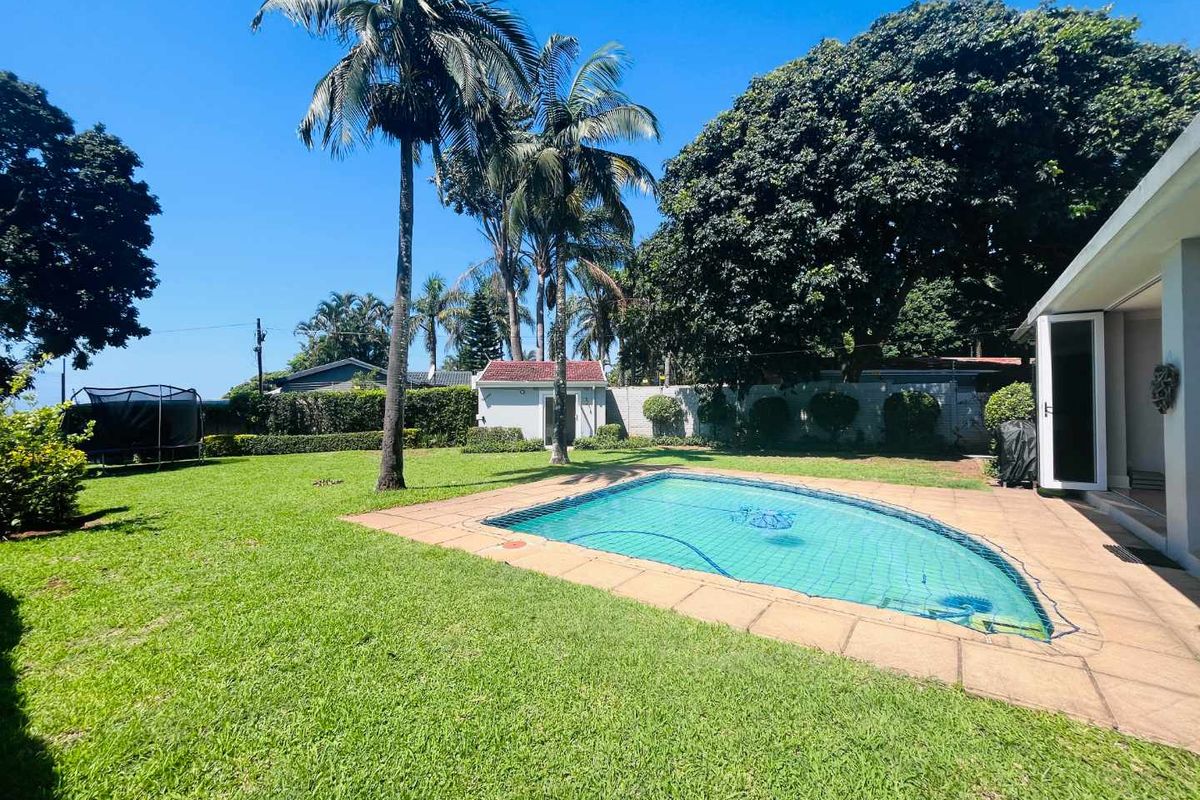 Hendra - Coastal Comfort  , Modern Family Home with exceptional extra's - Photo 2