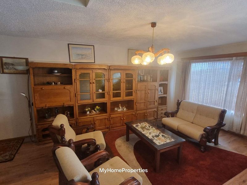 3 Bedroom Townhouse, Kramersdorf, Swakopmund - Photo 3