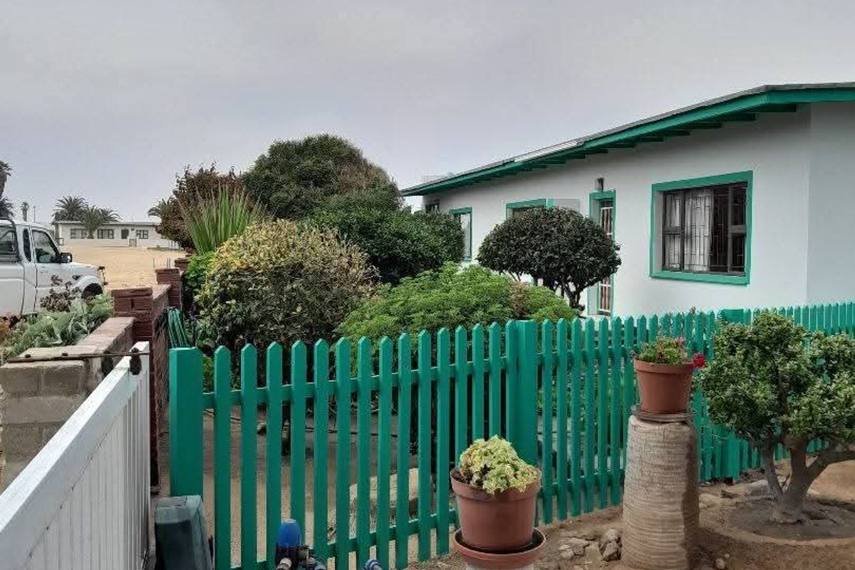HOUSE FOR SALE IN HENTIES BAY - Photo 4