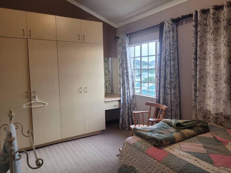 **FOR SALE - KLEINE PALACE, KLEINE KUPPE** - Photo 4