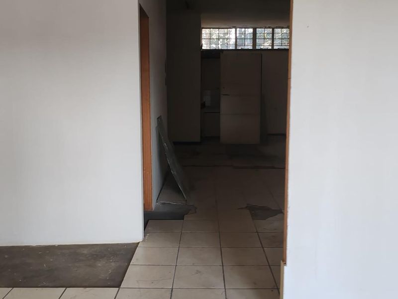 Perfect Base for Your Cleaning Biz Vision in the Heart of Randburg - Photo 10