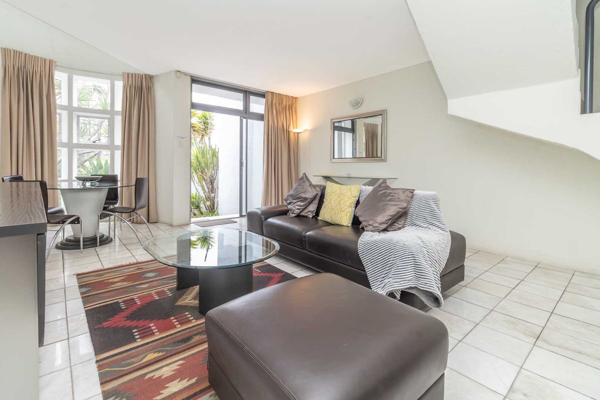 Furnished Duplex Townhouses to Let in Saints Manor, Lyme Park - Photo 5
