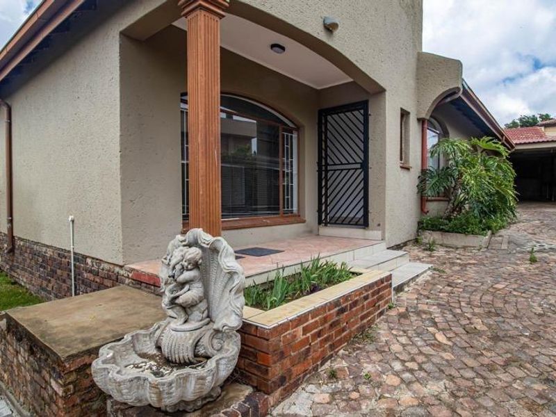 Family Home with Cottage and Great Potential - Photo 4