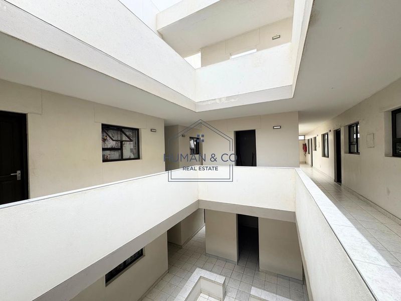 Cozy 1 bedroom Apartment in town center - Photo 2