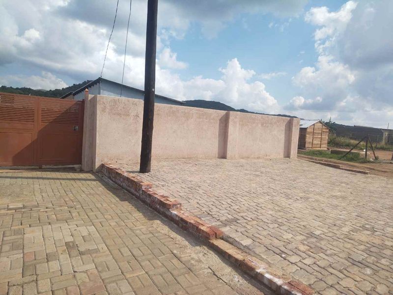 Investment property for sale in Soshanguve South - Photo 3