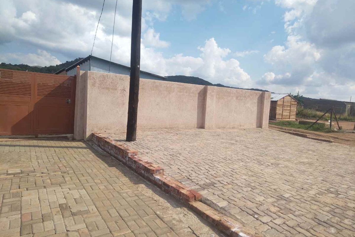 Investment property for sale in Soshanguve South - Photo 3
