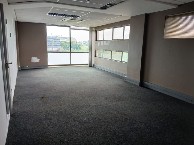 Flagship 1,675m2 Office Space with Panoramic Views | The Prestigious ANKER Building, Centurion  Welcome to The ANKER Building:Rent per M2:R112 - Photo 9
