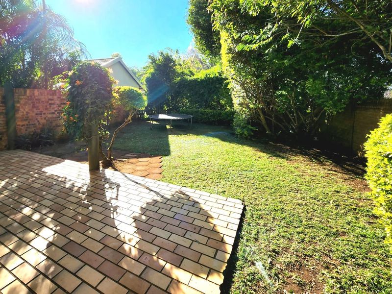 2 Bedroom Townhouse For Sale in Hillcrest - Photo 2
