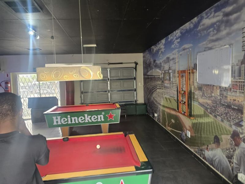 WINDHOEK – BUSINESS / ENTERTAINMENT PROPERTY - Photo 4