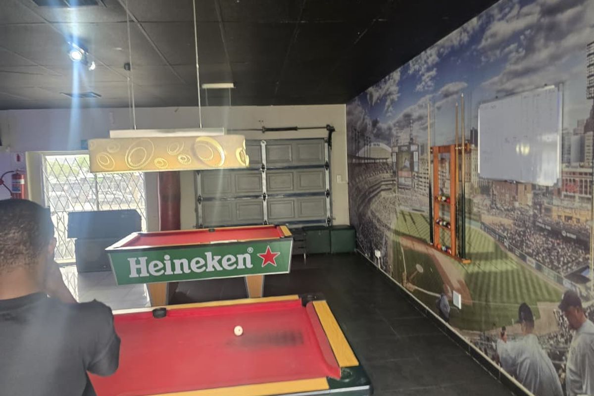WINDHOEK – BUSINESS / ENTERTAINMENT PROPERTY - Photo 4