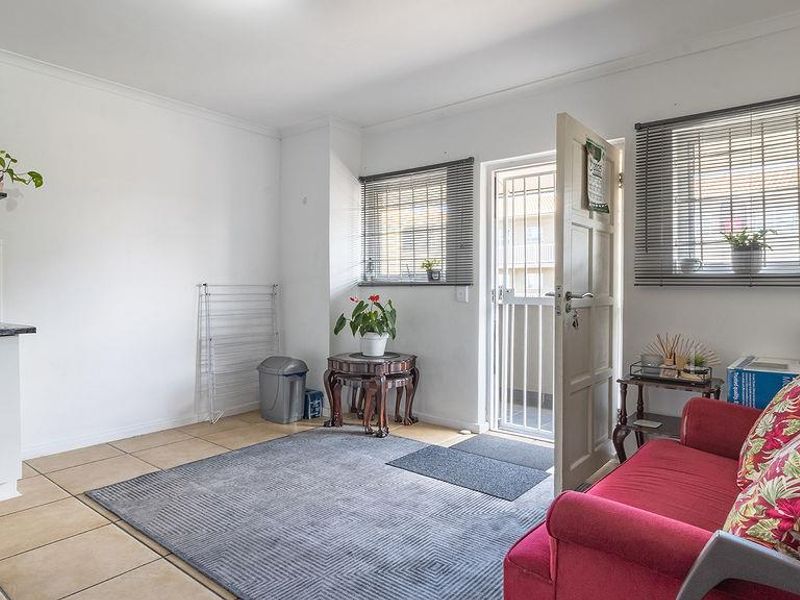 Secure and Comfortable Low Maintenance Apartment - Photo 3