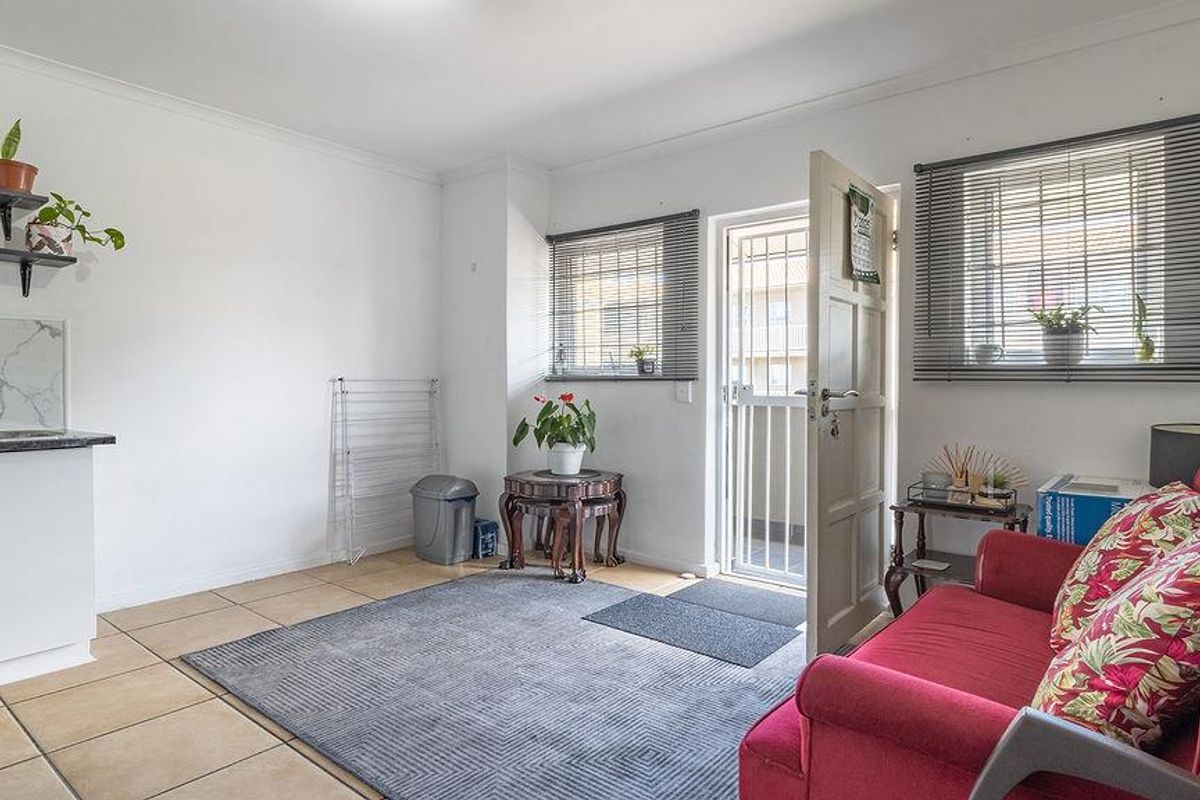 Secure and Comfortable Low Maintenance Apartment - Photo 3