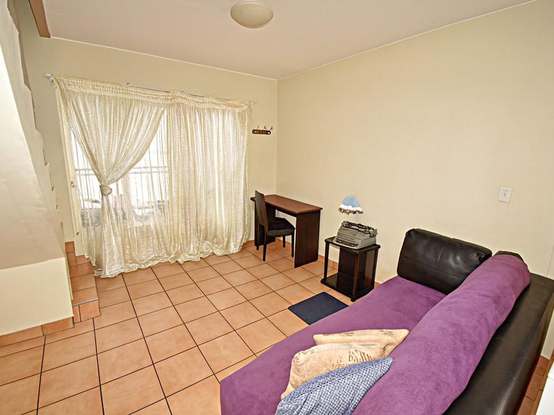 Secure Living - Photo 3