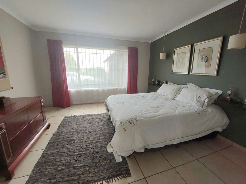 Country Living. City Flair - Photo 10