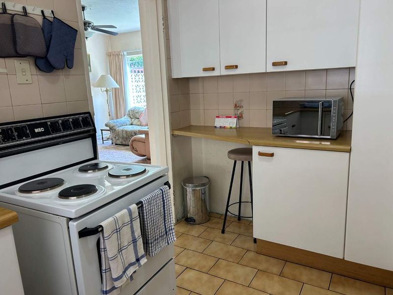 Duplex in prime position. - Photo 10