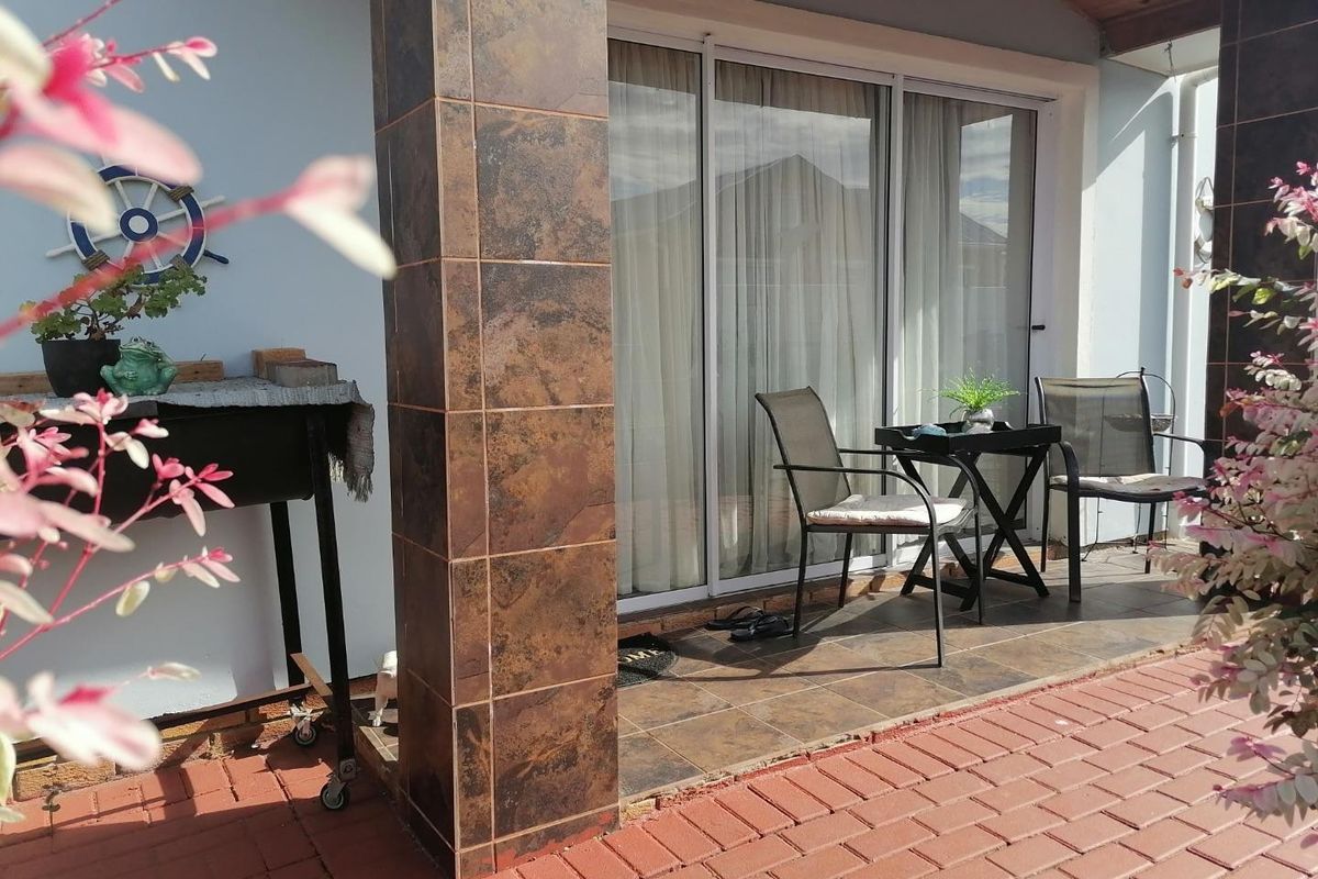 Secure holiday/retirement home in Pearly Beach Resort - Photo 3