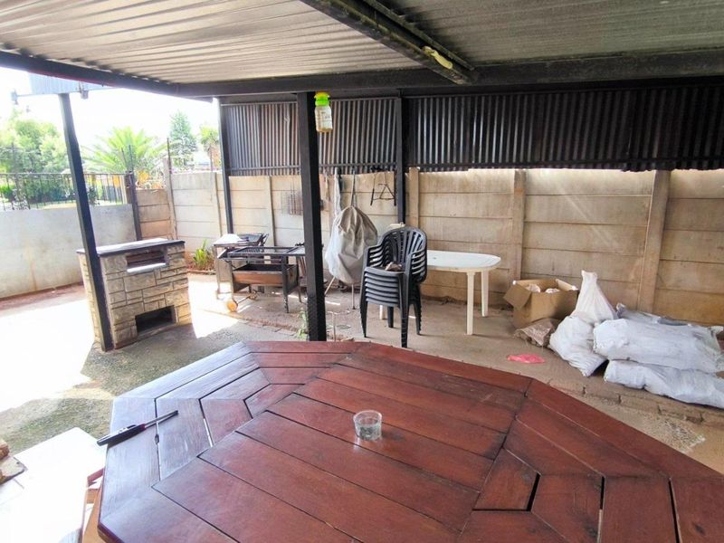 Modern Pet Friendly Home in Mayberry Park - Photo 7