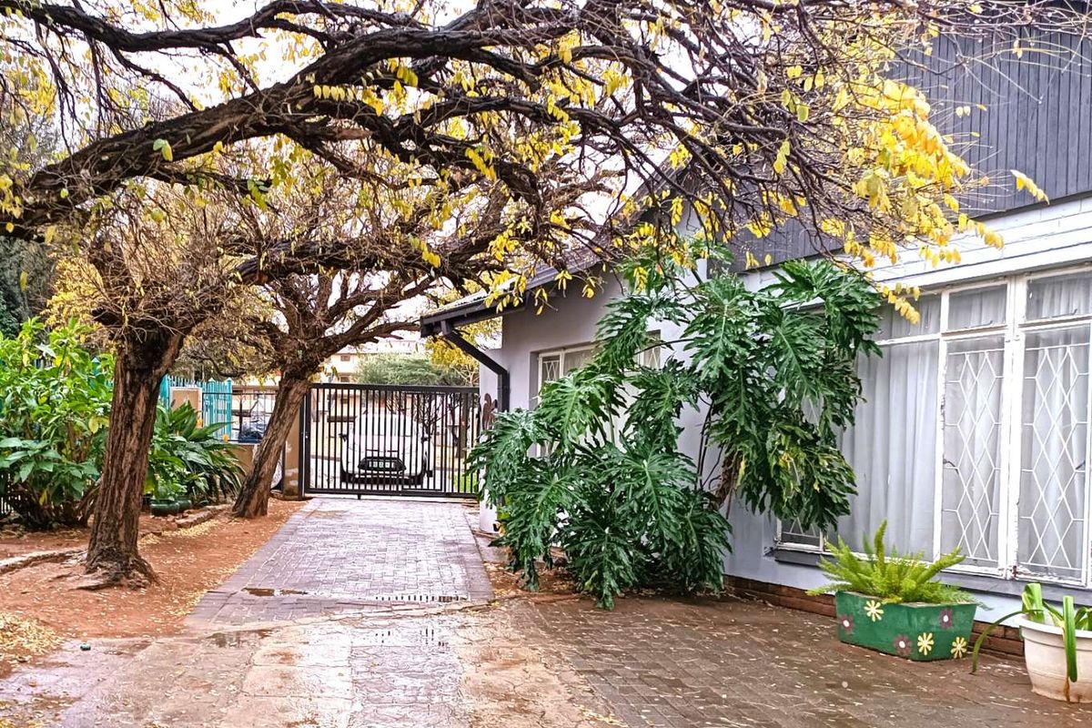 Well-Loved Family Home with Space for Everyone - Photo 3