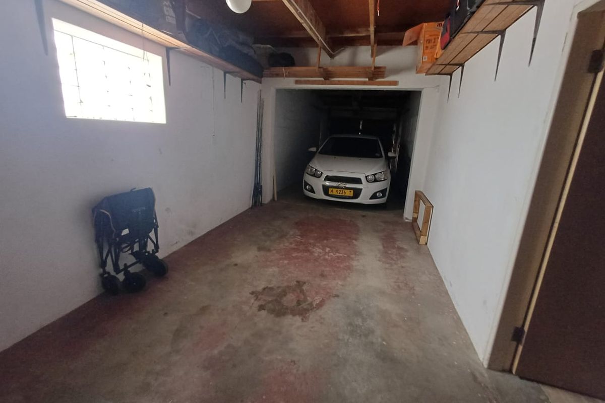 Renovators Dream - Photo 3