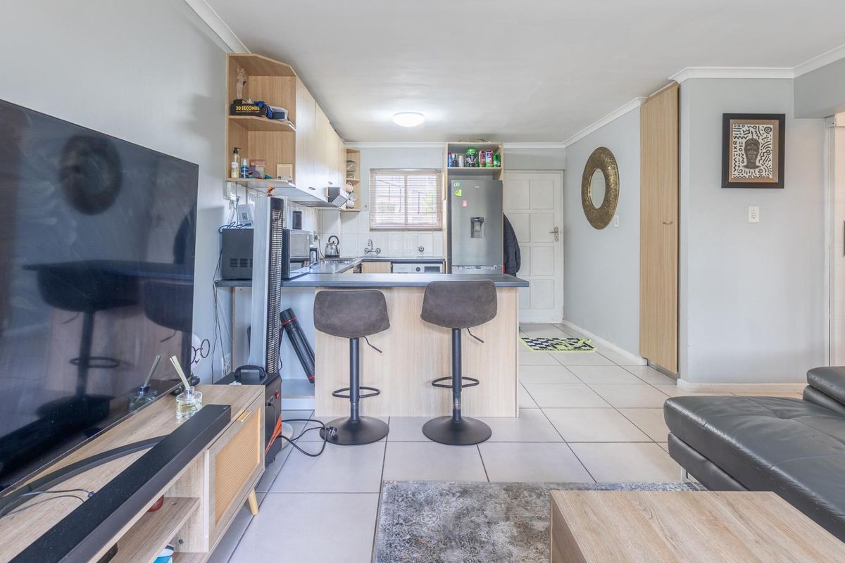 2 Bedroom Apartment For Sale In Blouberg Sands - Photo 5