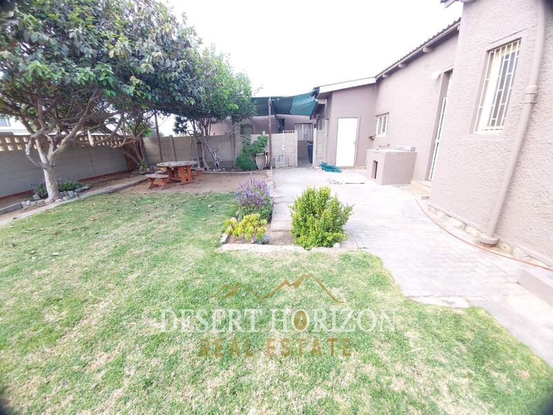 Swakopmund,Vineta |  Sea Front House With a Flat - Photo 4