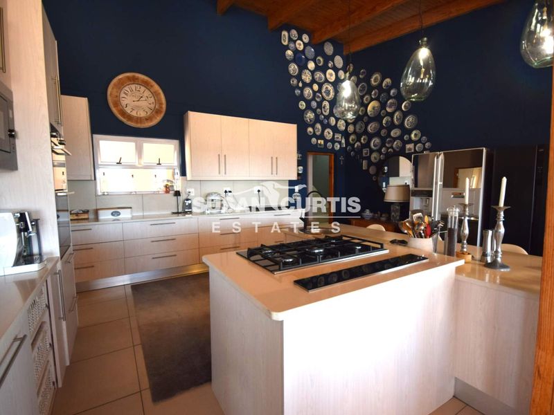 COMMERCIAL PROPERTY IN MILE 4 EXT 1 IS FOR SALE - Photo 5