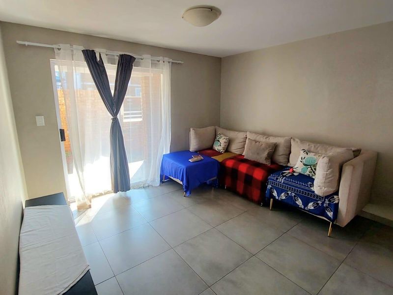 Your Perfect 2-Bed Unit: Backyard, Patio & Extra Storage - Photo 3
