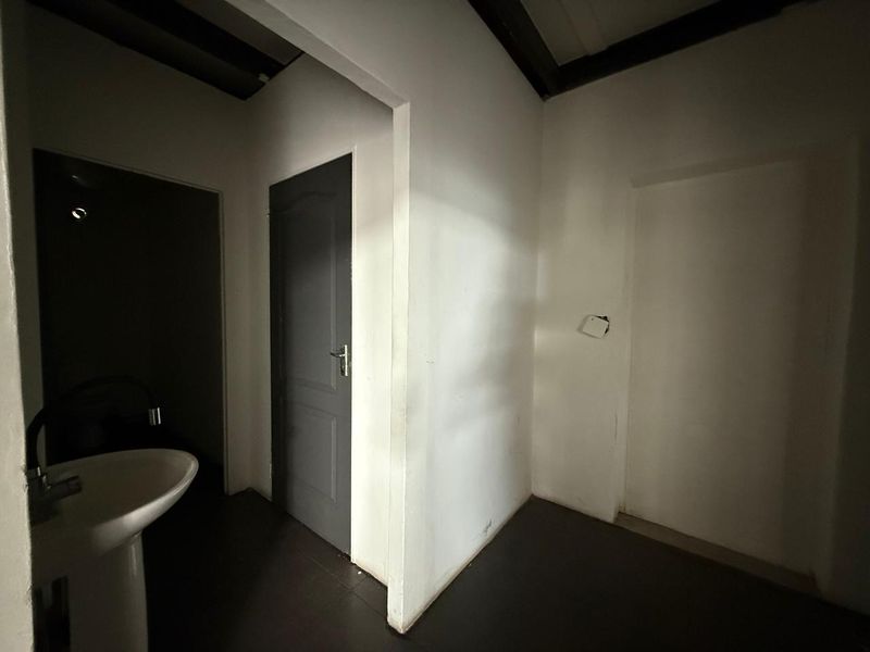 Prime Commercial Space Available for Lease in Rivonia - Photo 5