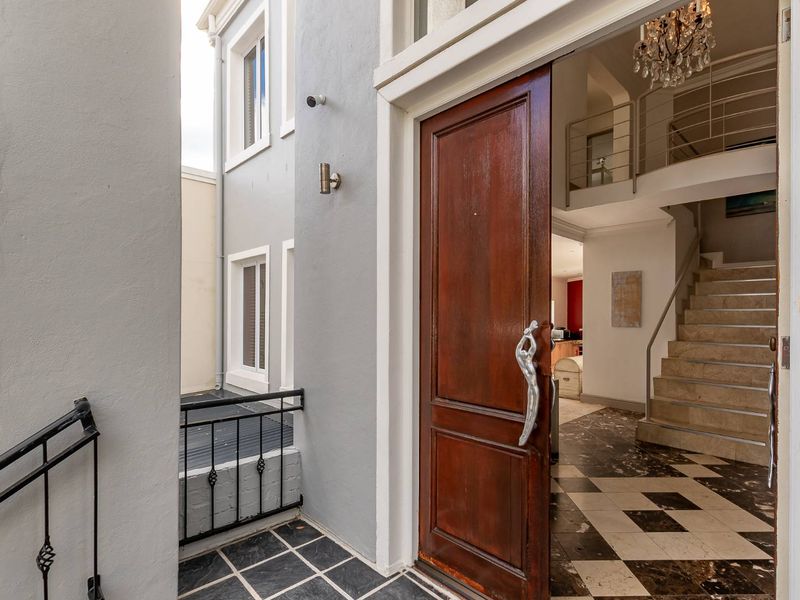 An Elevated Lifestyle in Claremont Upper - Photo 4