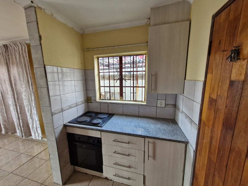 3 Bedroom House For Rent in Nellmapius EX1 - Photo 7