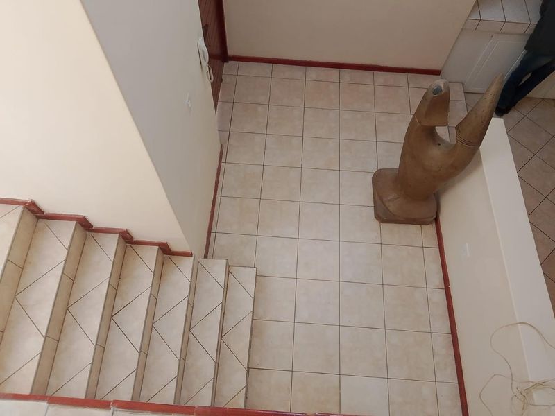 Stunning Four Bedroom Double Storey House in Amandasig - Photo 10