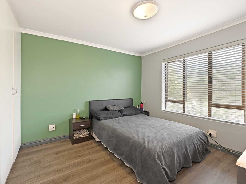 3 bed triplex with views in West Beach - Photo 8
