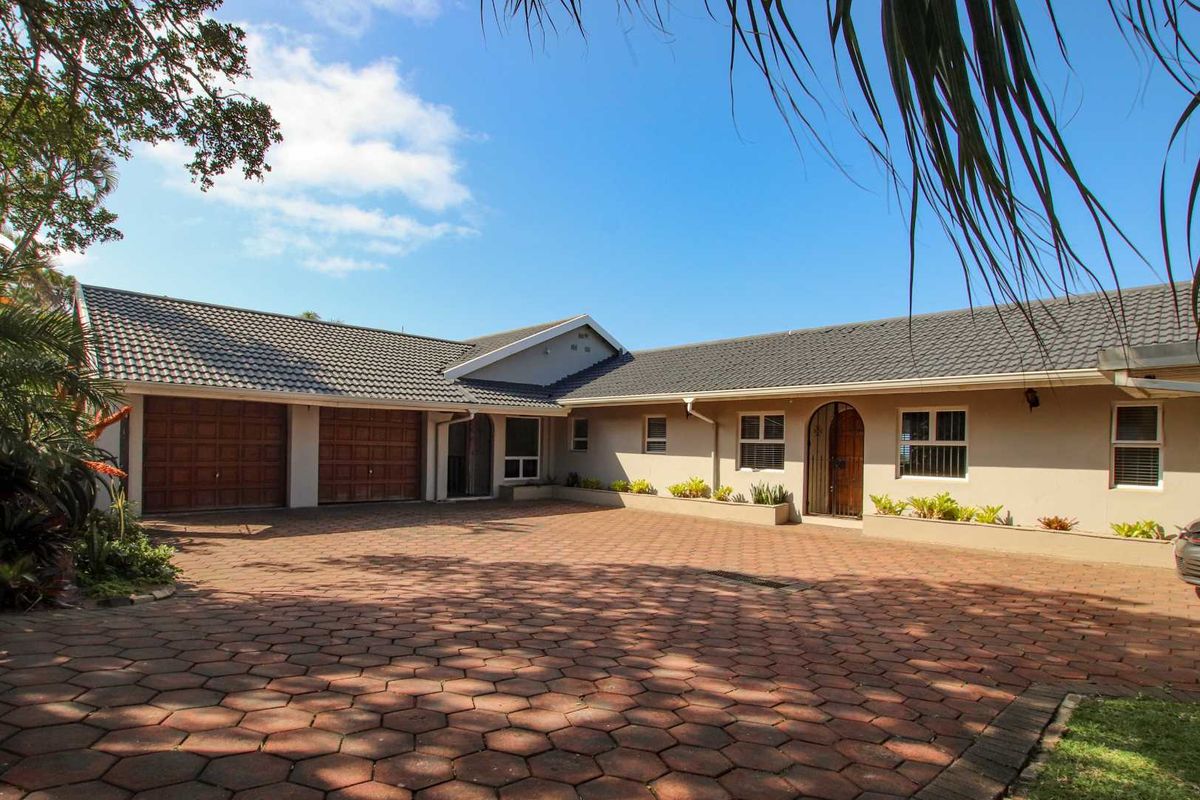 Welcome to your five bedroom dream home - Photo 2