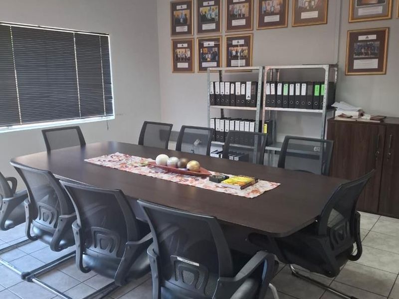 Commercial Property in Windhoek West - Photo 4