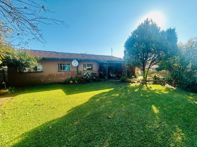 3 bedroom house for sale in vryheid - Photo 2