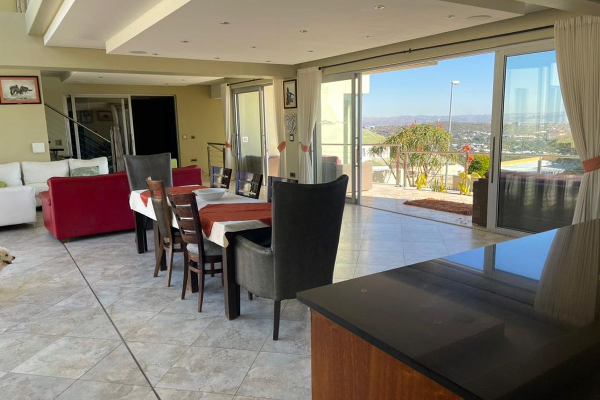 Luxury Double-Storey Residence for Sale in Ludwigsdorf  N$18,000,000 (Excl. Costs) - Photo 5