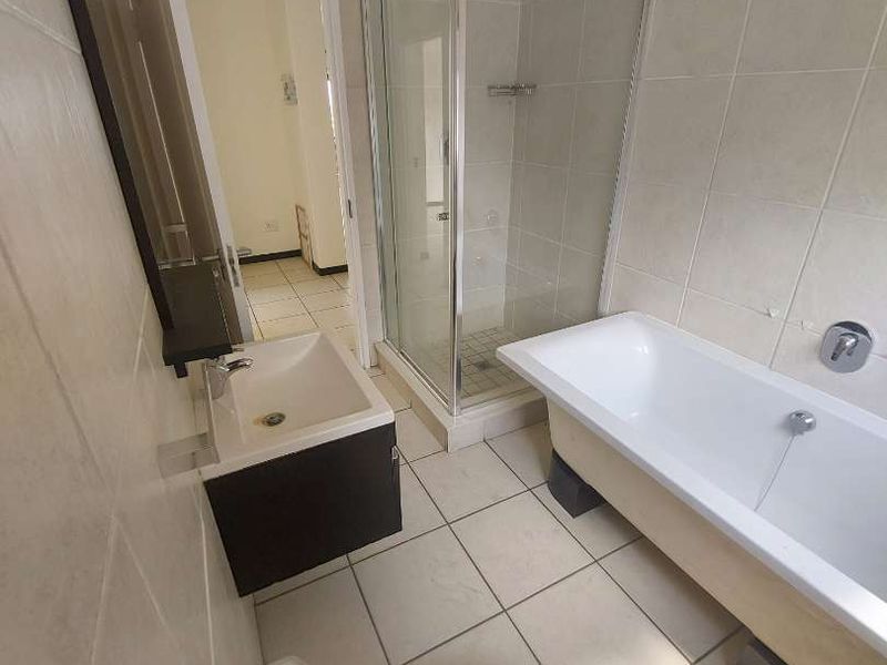 3 Bedroom Apartment for sale - Photo 10