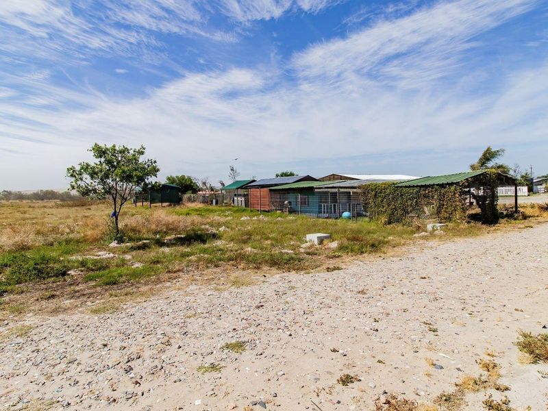 Farm for Sale with Houses and Cottages (incl. an Office Block), 21.87ha - Photo 2