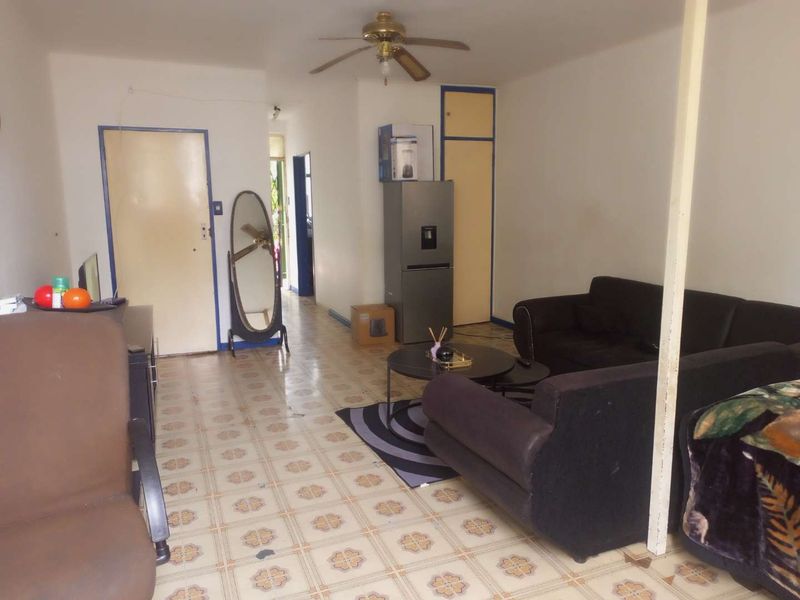 A lovely unit is ready for a new owner. - Photo 3